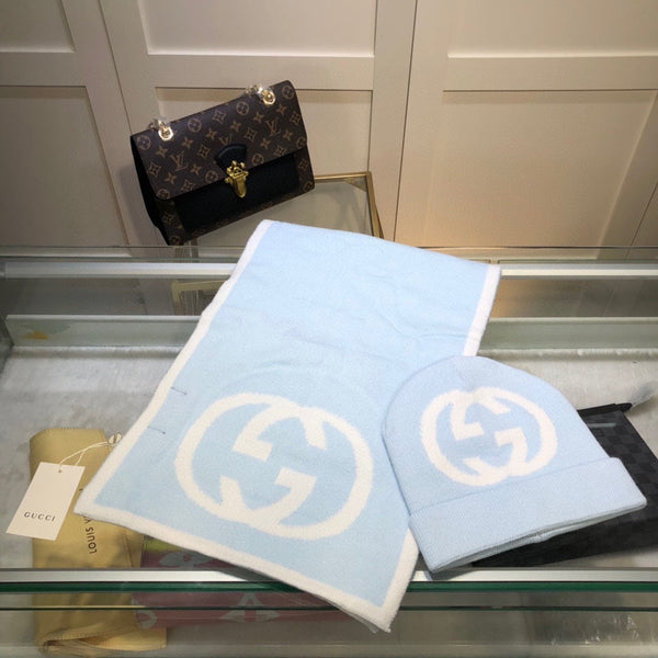 SET CAPPELLO E SCIARPA IN CASHMERE BIANCO MIX AZZURRO 946330