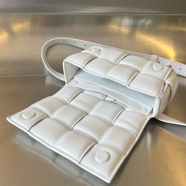 MINI CASSETTA 18 IN PELLE DI AGNELLO BIANCA