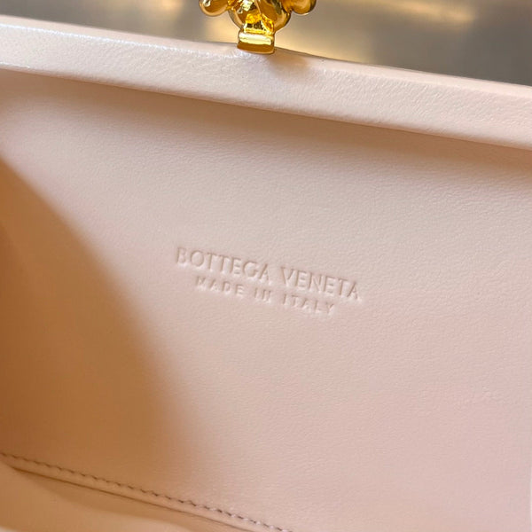 KNOT 20 IN SOLF PINK LAMBSKIN