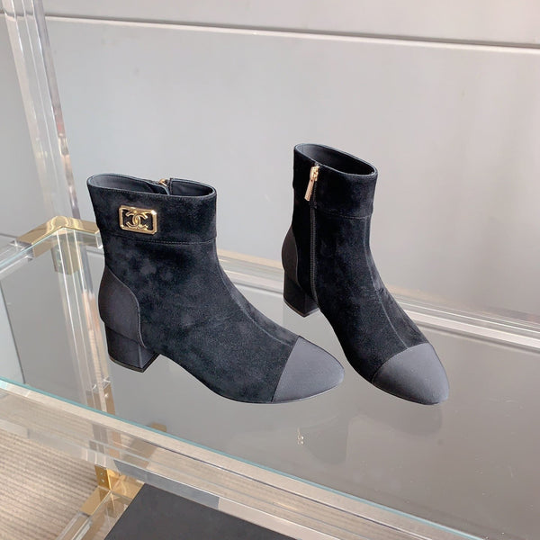 CC Low-Cut Logo Ankle Boots 50mm Black Suede Frabic 464557