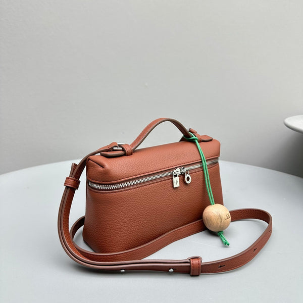 Borsa in pelle di mucca marrone Extra Pocket L19