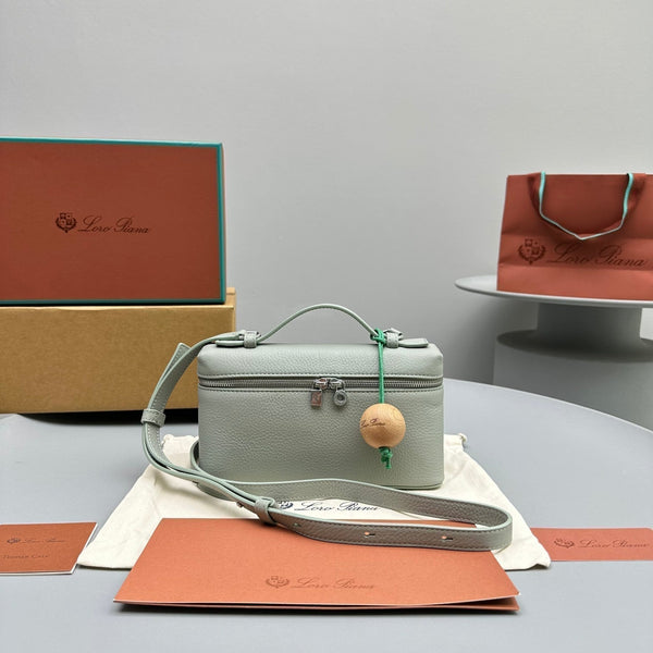 Borsa in pelle bovina Eycalyptus Extra Pocket L19