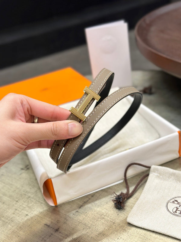 HM FOCUS BUCKLE & REVERSIBLE BLACK AND KHAKI BROWN LEATHER STRAP 13MM GOLD HARDWARE