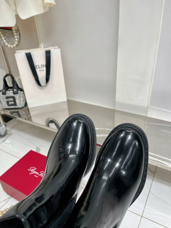 Viv Short Diamond Boots Black Cowhide 365202