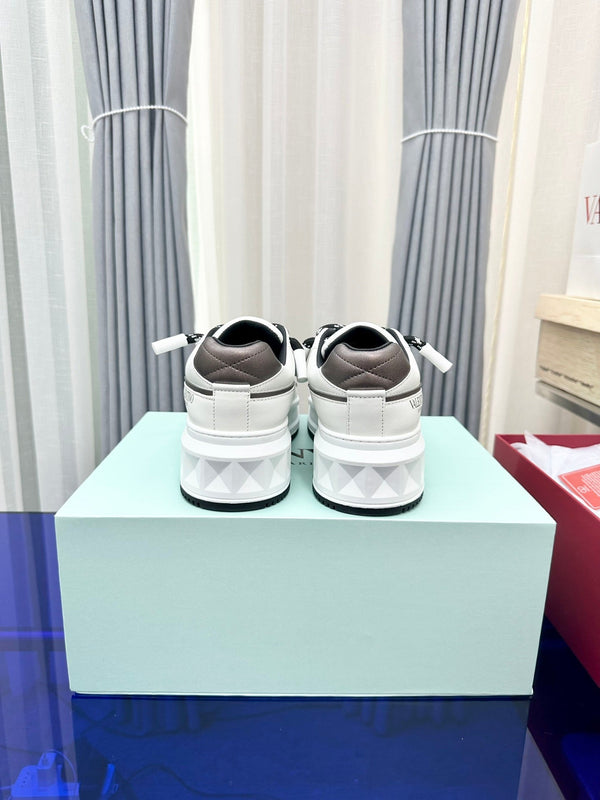 One Stud Xl Low-Top Sneaker Black White Nappa Leather Fabric