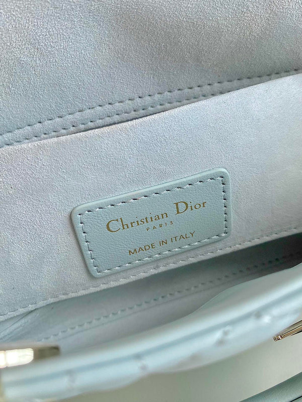 D-JOY BAG 22 IN LIGHT BLUE LAMBSKIN