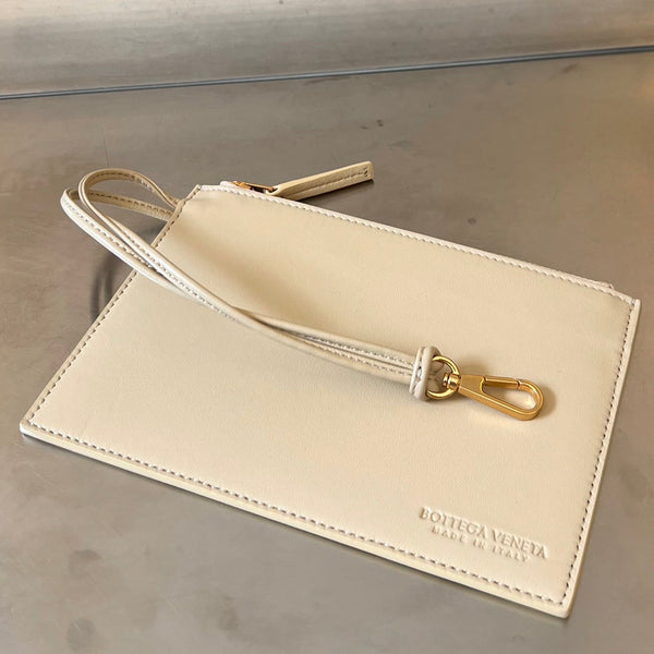 PICCOLA CASSETTA DA 22 IN PELLE DI AGNELLO BEIGE