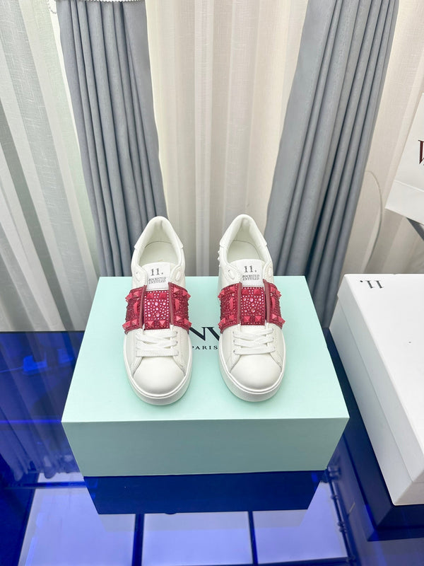 FLATFORM ROCKSTUD UNTITLED SNEAKER IN WHITE MIX MAGENTA PURPLE CALFSKIN WITH RHINSTONES