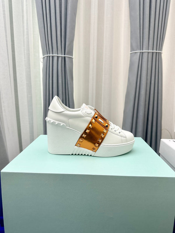 FLATFORM ROCKSTUD UNTITLED SNEAKER IN WHITE MIX COPPER BROWN CALFSKIN