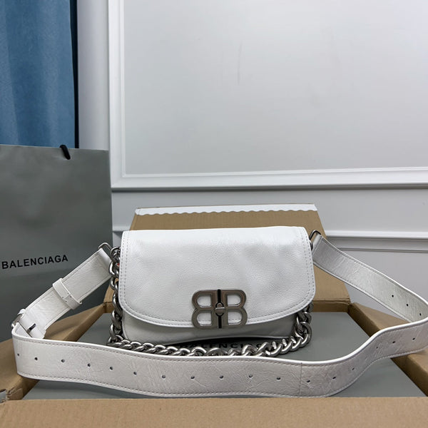 BB SOFT FLAP BAG 24 IN WHITE PEACH CALFSKIN SILVER HARDWARE