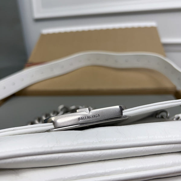 BB SOFT FLAP BAG 24 IN WHITE PEACH CALFSKIN SILVER HARDWARE