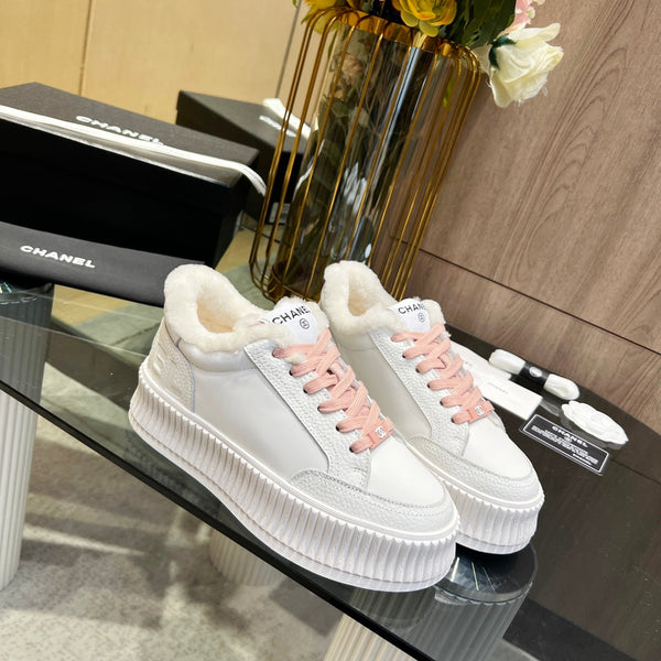 CC Sneaker White Pink Cowhide With Fleece Lining 944564