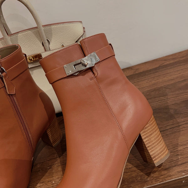 Stivaletto HM Saint Germain in pelle di vitello marrone