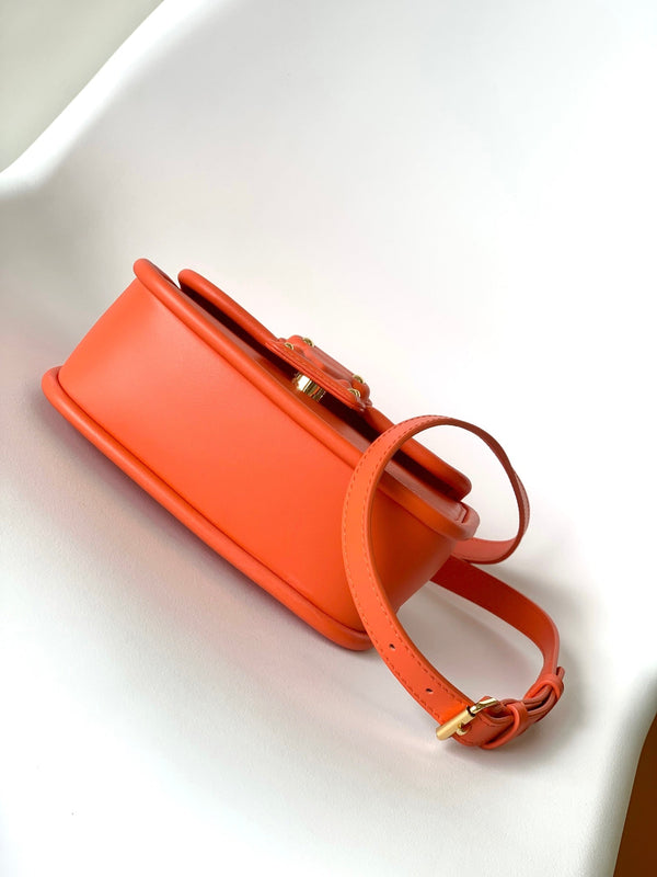 LV Hide & Seek Handbag 21cm Orange Epi Grain Cowhide GHW