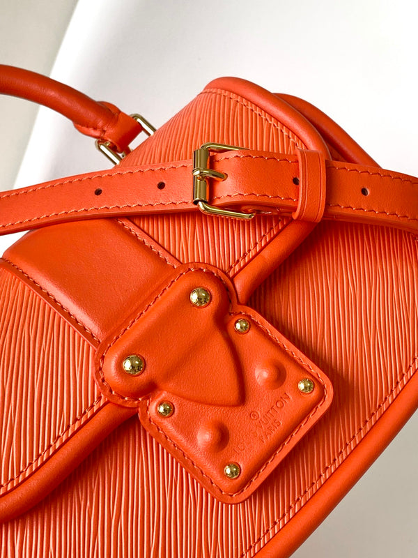 LV Hide & Seek Handbag 21cm Orange Epi Grain Cowhide GHW