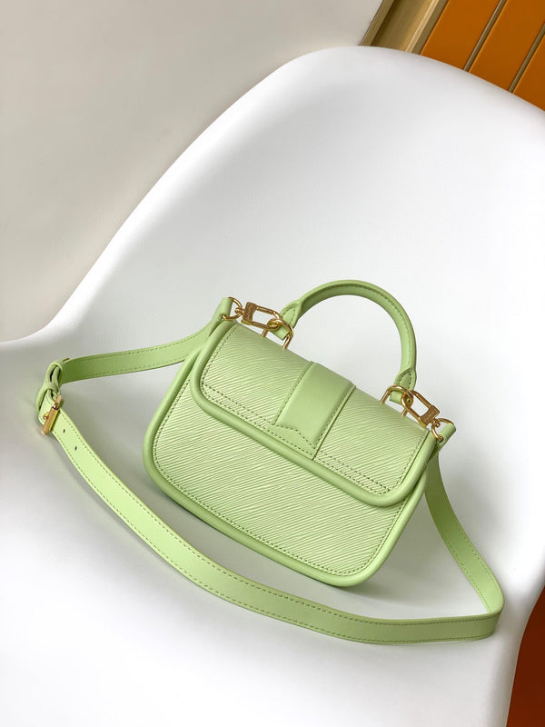 LV Hide & Seek Handbag 21cm Green Epi Grain Cowhide GHW