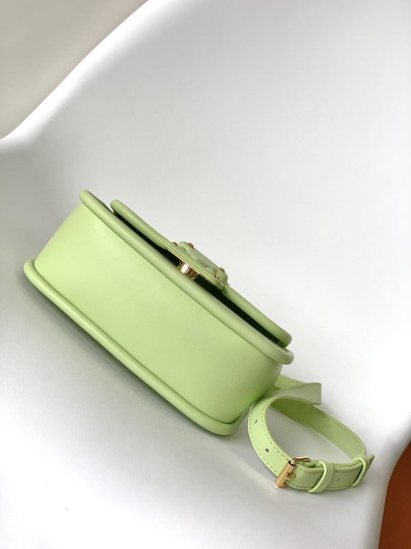 LV Hide & Seek Handbag 21cm Green Epi Grain Cowhide GHW