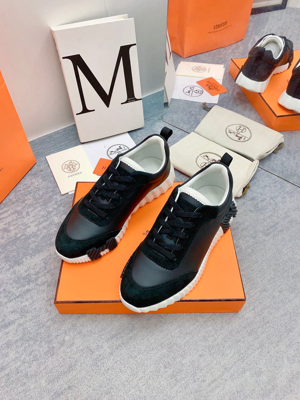 Sneaker HM Bouncing in pelle di agnello nera 106423