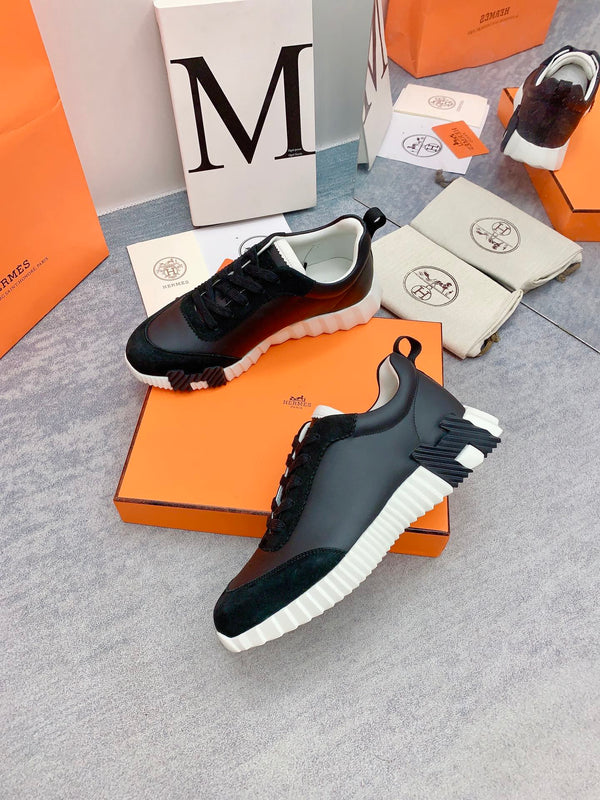 Sneaker HM Bouncing in pelle di agnello nera 106423