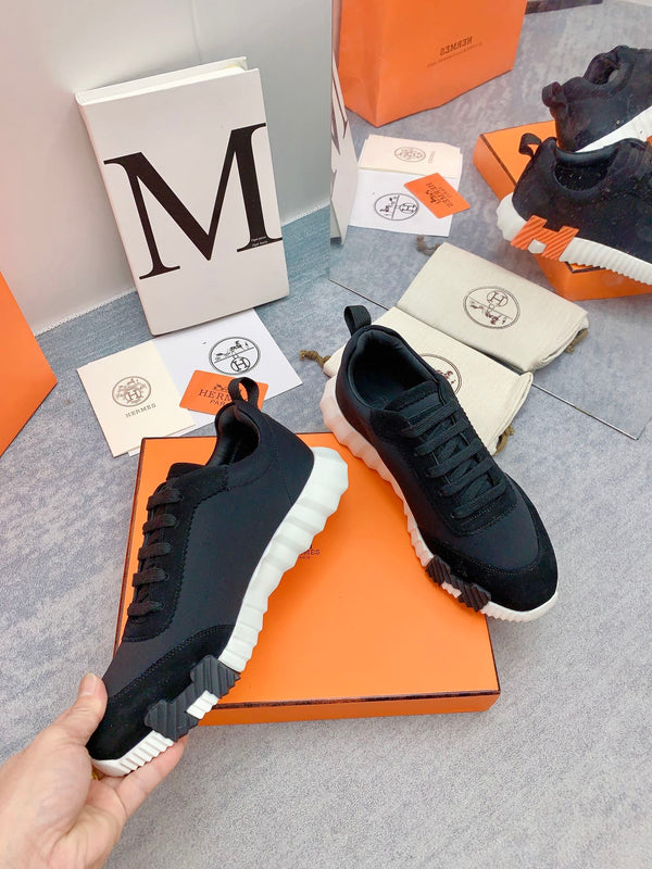 Sneaker HM Bouncing in pelle di agnello nera 106437