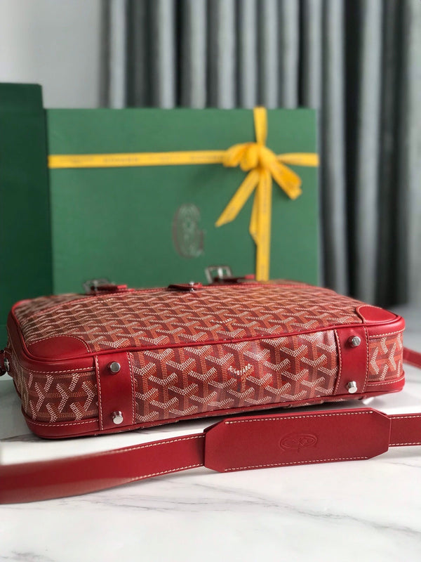 AMBASSADE DOCUMENT CASE 35 IN CLASSIC RED GOYARDINE CANVAS