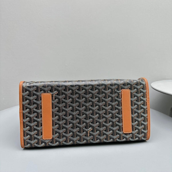 LEGER BACKPACK 37 IN BLACK GOYARDINE CANVAS WITH TAN CALFSKIN TRIM