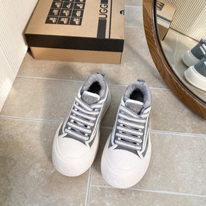 UGG Casual Sports Sneakers Grey White Suede Wool Rubber 512823