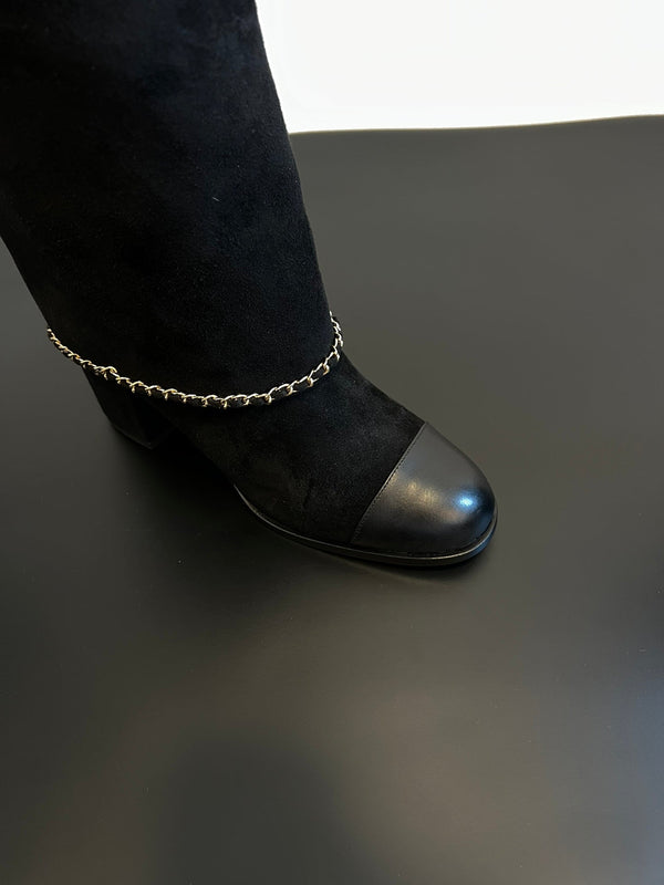 Stivali corti CC neri con catena in pelle scamosciata e vacchetta 944963