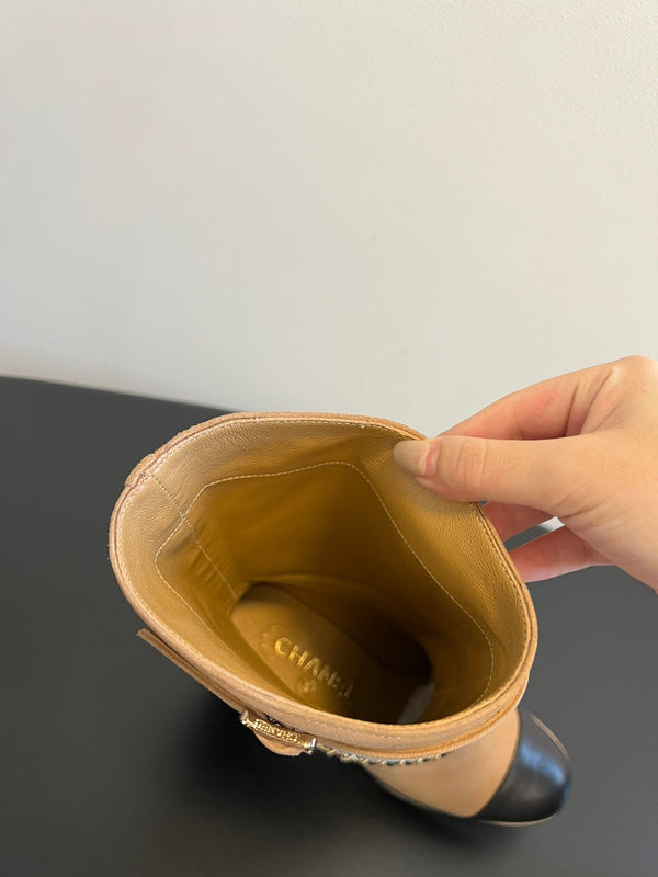 CC Short Boots Dark Beige With Chain Suede And Cowhide  944965