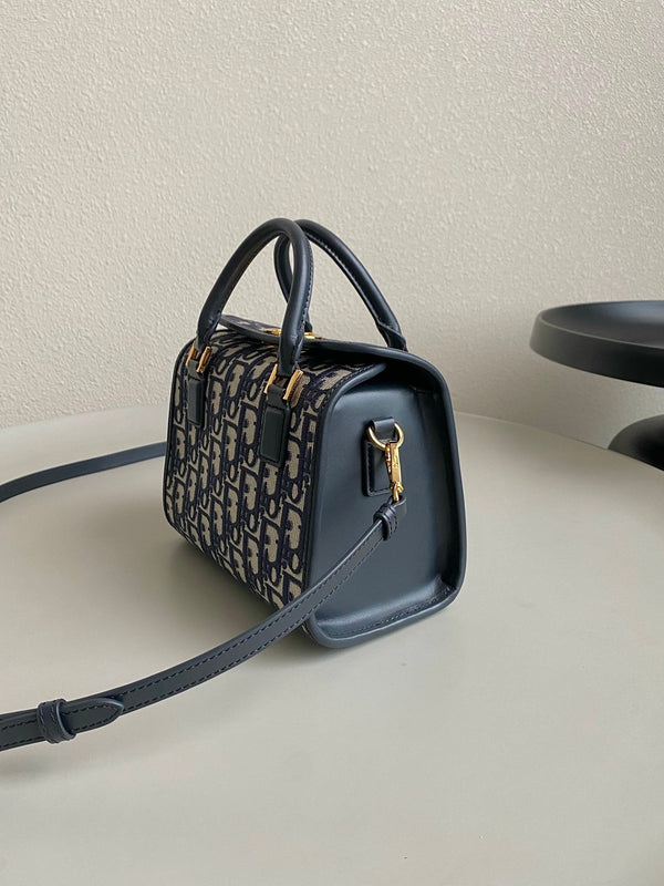 BOSTON 20 HANDBAG IN BLUE OBLIQUE JACQUARD