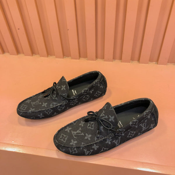 MOCASSINO LV IN DENIM NERO CON MONOGRAMMA E FIOCCO