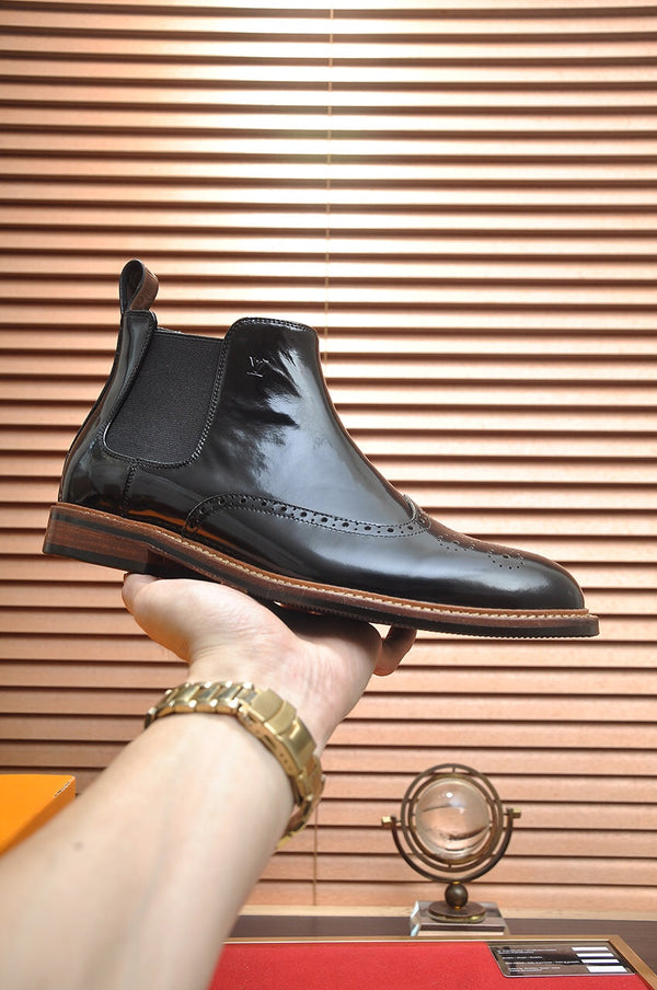 LV CHELSEA ANKLE BOOT IN BLACK CALFSKIN