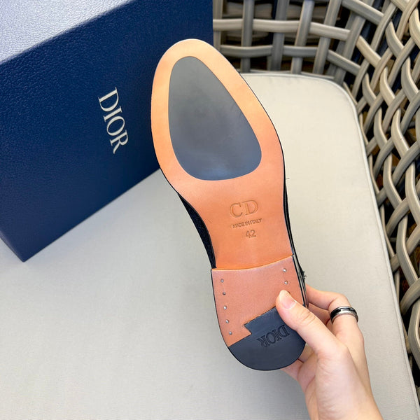 CD HOMME STIVALETTO CON LACCI IN PELLE DI VITELLO NERO