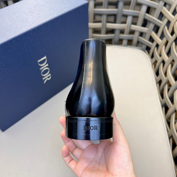 CD HOMME LACE-UP ANKLE BOOT BLACK AND WHITE CALFSKIN