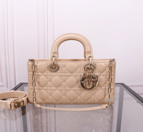 MEDIUM LADY D-JOY 26 BEIGE LAMBSKIN