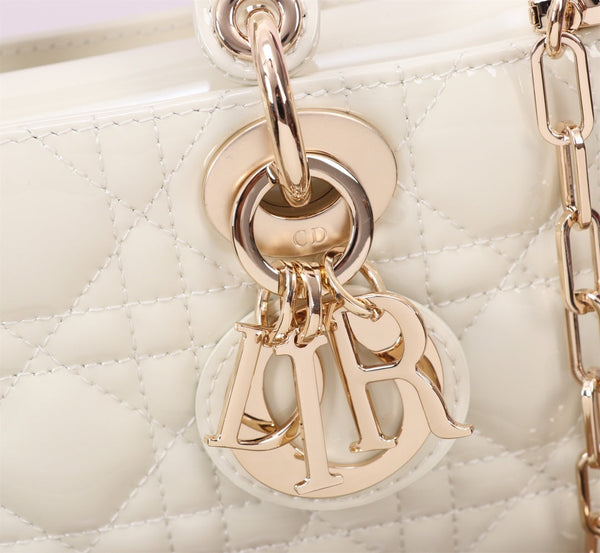 MEDIUM LADY D-JOY 26 WHITE LAMBSKIN