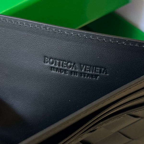 BV Credit Card Case Black Intrecciato Leather
