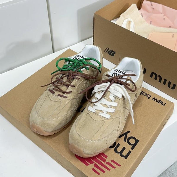 Miu Balance 530 SL Sneaker Light Brown Suede