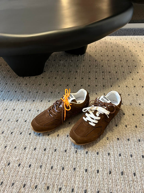 miu sneaker balance 530 dark brown suede