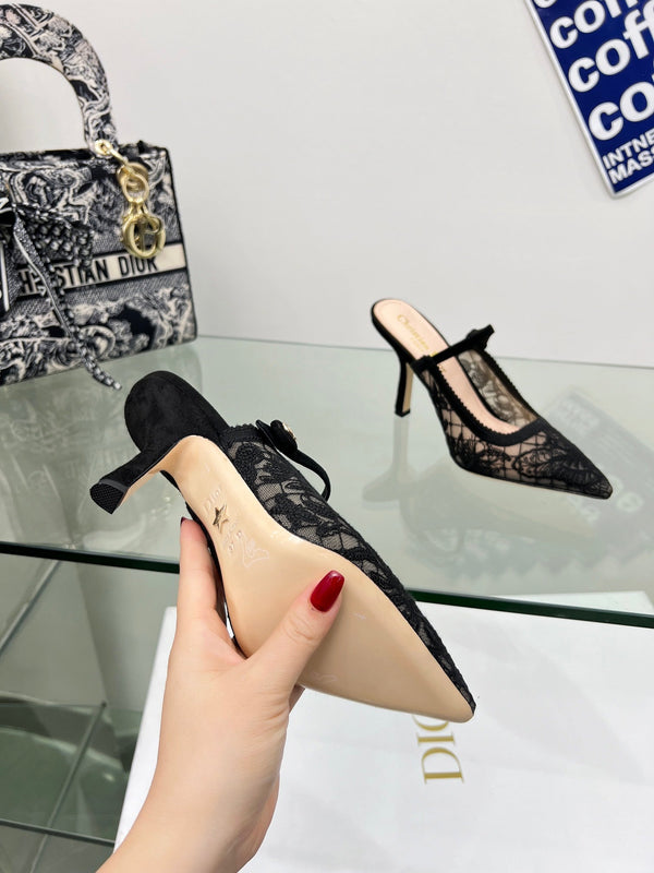 CD 25 Capture Heeled Mule Black Mesh