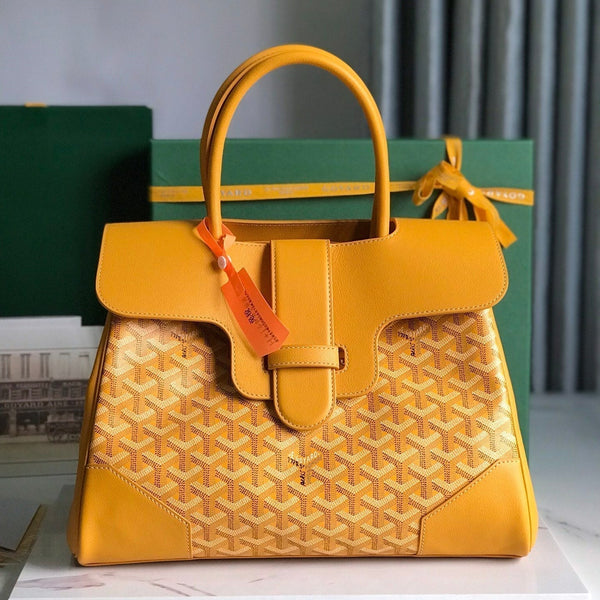 SAIGON SOUPLE BAG 34 IN YELLOW GOYARDINE CANVAS AND CALFSKIN