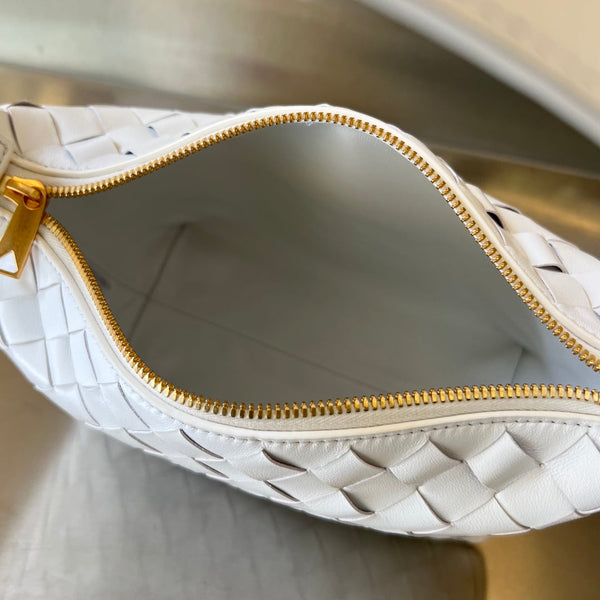 WALLACE 22 BAG WHITE CALFSKIN RED MINI HEART