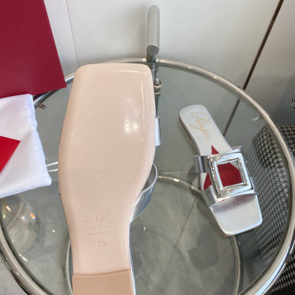 Viv Love Heart Slippers Silver Fetal Cowhide 255202