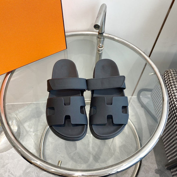 Sandalo Cyprus in pelle di vitello mastice nero