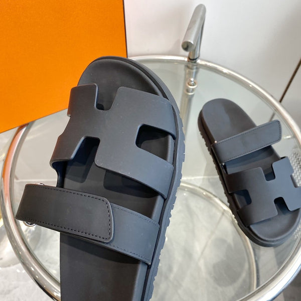 Sandalo Cyprus in pelle di vitello mastice nero