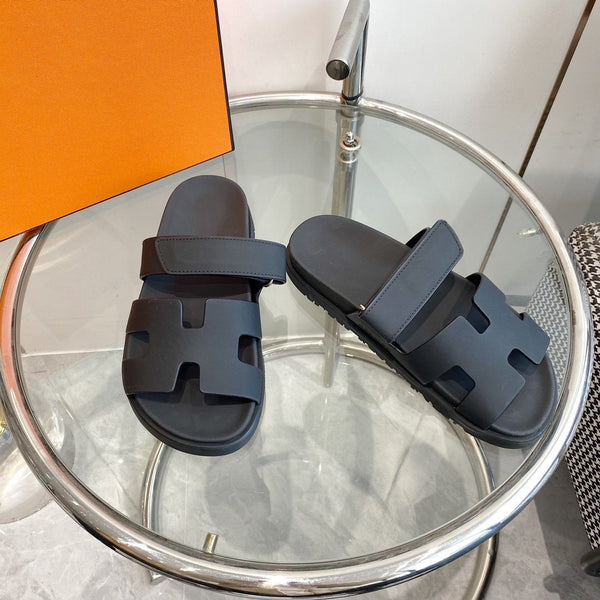 Sandalo Cyprus in pelle di vitello mastice nero