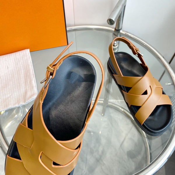 Sandalo Genius Slingback in pelle di vitello marrone chiaro