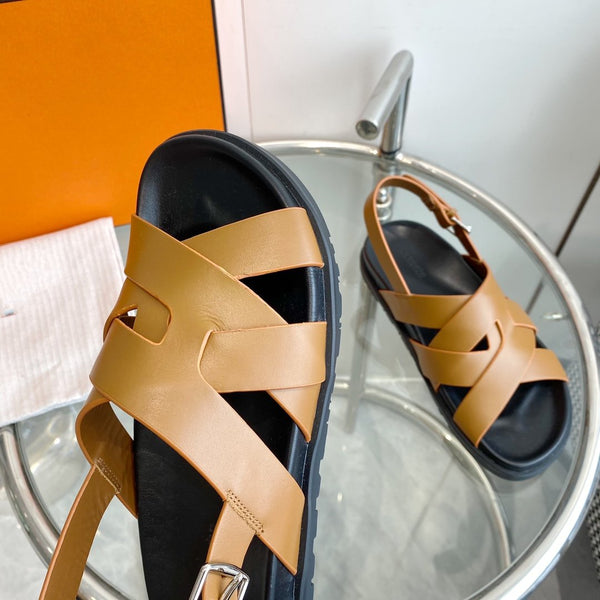 Sandalo Genius Slingback in pelle di vitello marrone chiaro