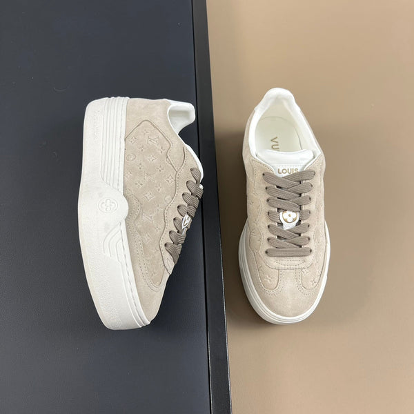 LV GROOVY SNEAKER BEIGE