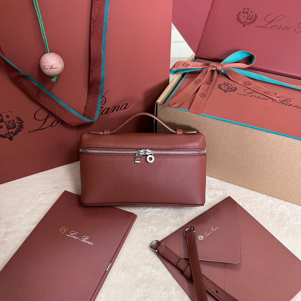 EXTRA POCKET L19 IN PELLE DI VITELLO ROSSO GRANATO CON FERRAMENTA ARGENTATA